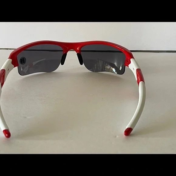 Oakley Sunglasses - Picture 12 of 13